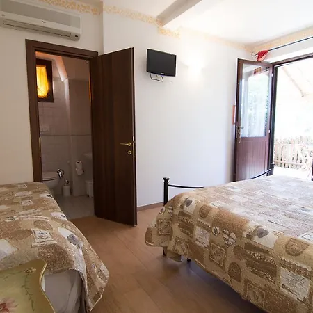 Agriturismo La Sosta Pescia Romana